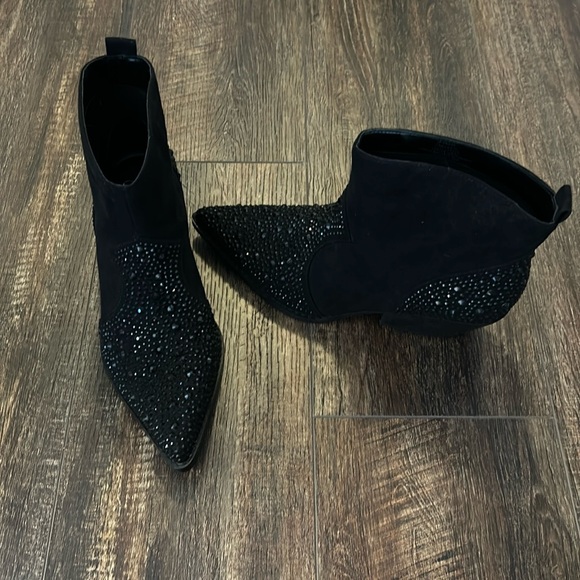 Jessica Simpson cowgirl booties - Picture 2 of 11